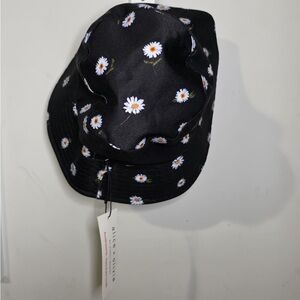Alice + Olivia Black and White Floral Bucket Hat